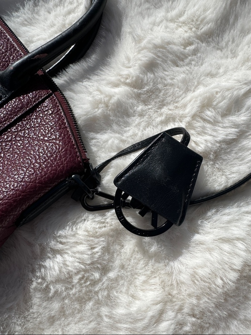 Michael Kors Campbell satchel pebbled burgandy crossbody black trim - Picture 10 of 14